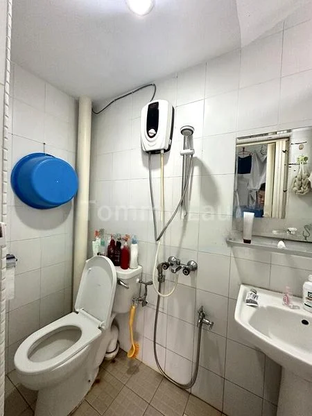 Common Room (HDB) for Rent in  667 Woodlands Ring Road - Image 4