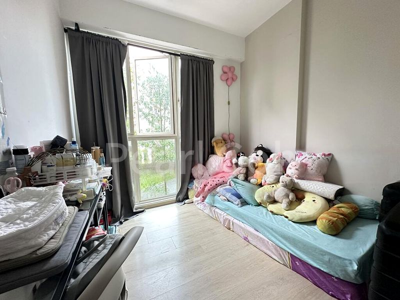 3 Bed Executive Condo for Sale in  Watercolours - Image 8