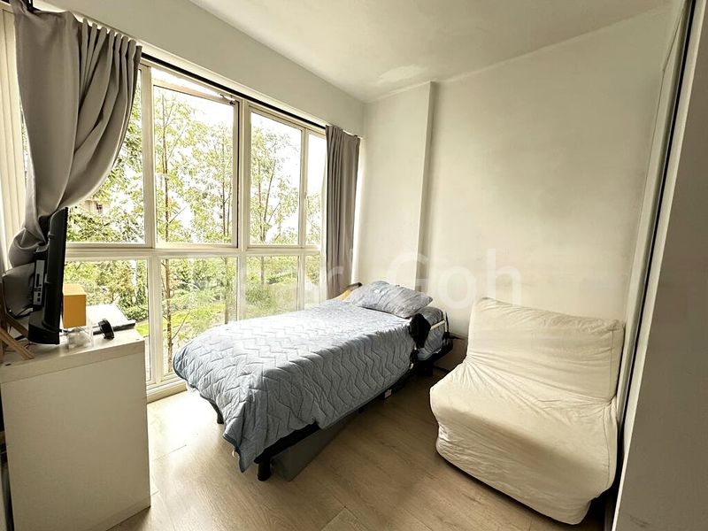 3 Bed Executive Condo for Sale in  Watercolours - Image 6