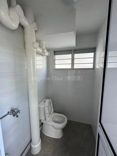 Shop / Shophouse for Rent in  Ang Mo Kio Avenue 4 - Image 9