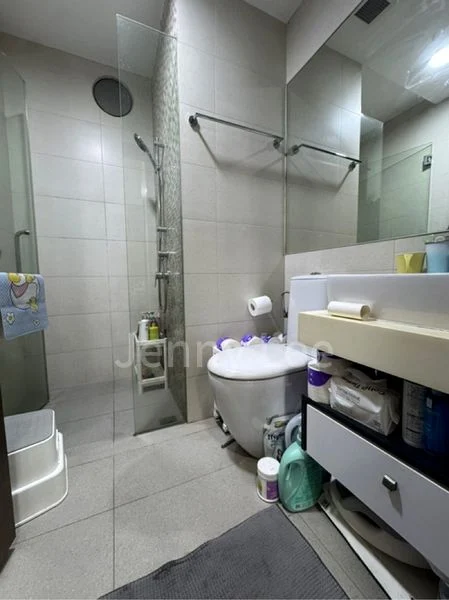 1 Bed Apartment (Condo) for Sale in  Suites 28 - Image 5