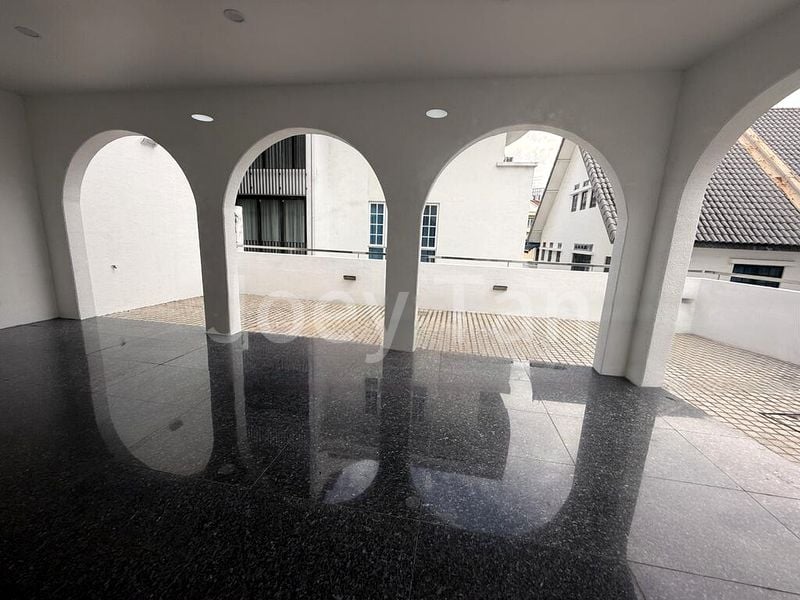 6 Bed Semi-Detached House (Landed) for Sale in East Coast Hill - Image 11