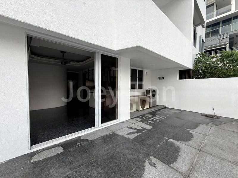 6 Bed Semi-Detached House (Landed) for Sale in East Coast Hill - Image 15