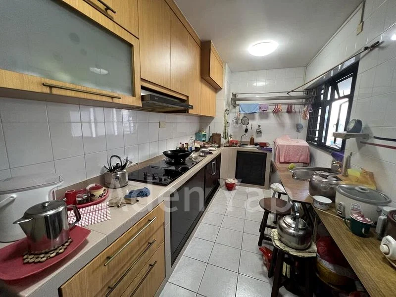 Common Room (HDB) for Rent in  79D Toa Payoh Central - Image 4