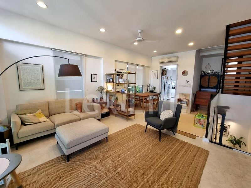 5 Bed Terraced House (Landed) for Rent in  Coronation Road West - Image 1