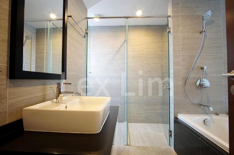 5 Bed Terraced House (Landed) for Rent in  Coronation Road West - Image 10