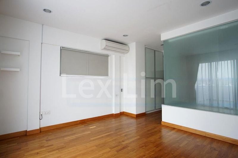 5 Bed Terraced House (Landed) for Rent in  Coronation Road West - Image 9