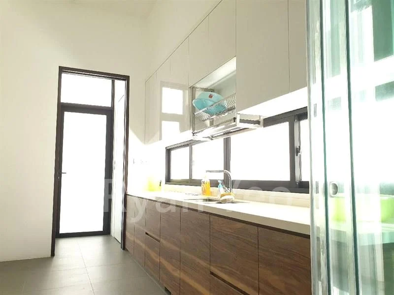 5 Bed (Landed) for Rent in Cheng Soon Garden - Image 3