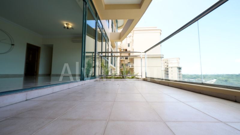 3 Bed Condo for Rent in Thomson 800 - Image 4