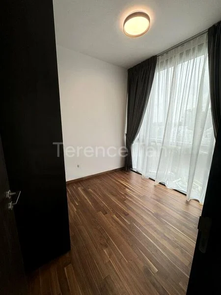 2 Bed Condo for Rent in  Hyll on Holland - Image 3