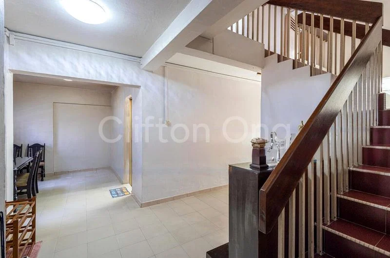 Maisonette HDB for Sale in 238 Hougang Avenue 1 - Image 14
