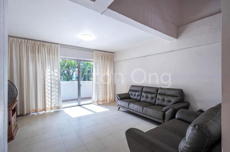 Maisonette HDB for Sale in 238 Hougang Avenue 1 - Image 15