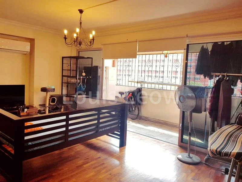 Executive HDB for Sale in  506 Pasir Ris Street 52 - Image 2