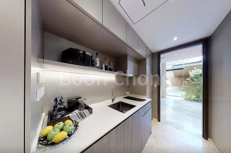 4 Bed Condo for Sale in  Piccadilly Grand / Piccadilly Galleria - Image 4