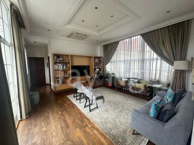 5 Bed Bungalow (Landed) for Sale in Merryn Road - Image 2