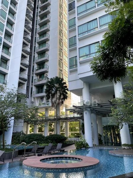 3 Bed Condo for Rent in  The Suites At Central - Image 10
