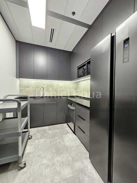 Office for Rent: Gateway East - Image 3