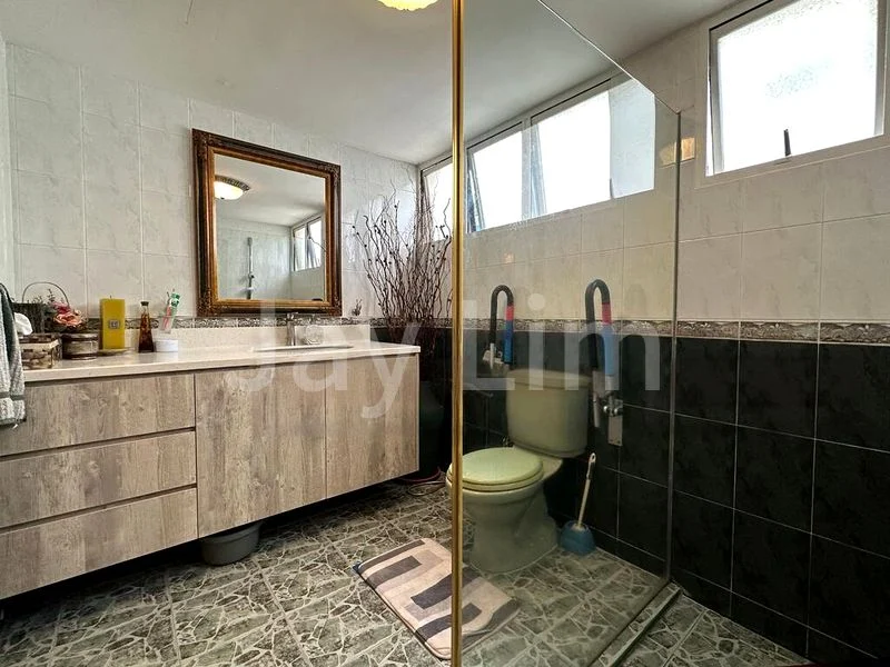 3 Bed Condo for Sale in  Amber Point - Image 8