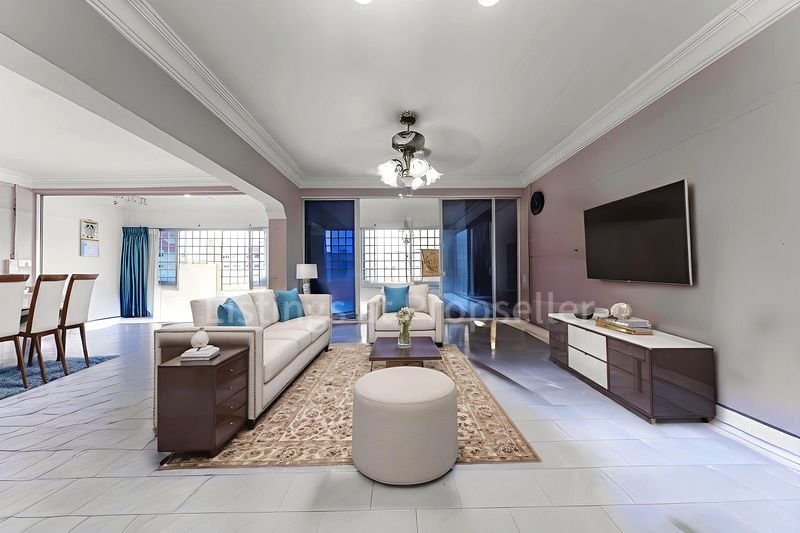 5 Room (5I) HDB for Sale in 831 Woodlands Street 83 - Image 2