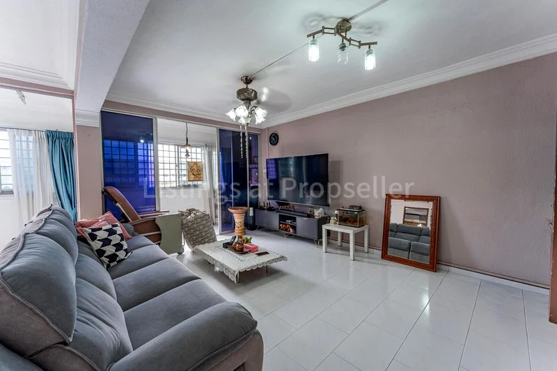 5 Room (5I) HDB for Sale in 831 Woodlands Street 83 - Image 8