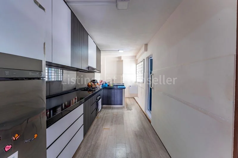 5 Room (5I) HDB for Sale in 831 Woodlands Street 83 - Image 9