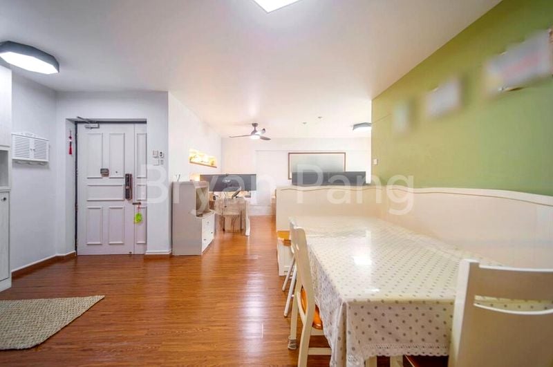 5 Room (5I) HDB for Sale in  174A Edgedale Plains - Image 3