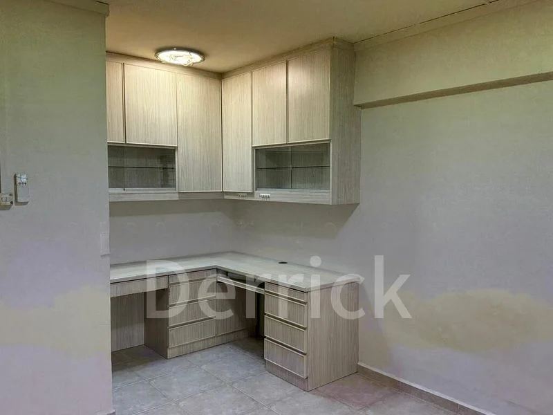 4 Room (4A) HDB for Sale in  762 Woodlands Avenue 6 - Image 3