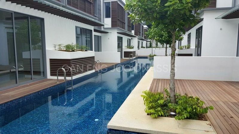 5 Bed Cluster House (Landed) for Sale in  The Greenwood - Image 8