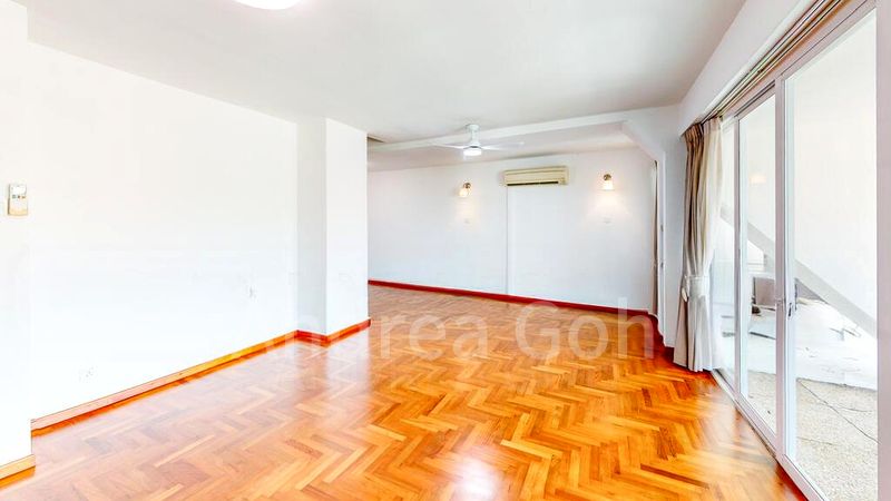 4 Bed Condo for Rent in Pepys Hill Condominium - Image 7