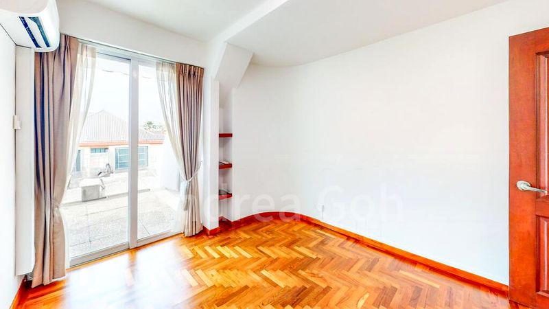 4 Bed Condo for Rent in Pepys Hill Condominium - Image 11