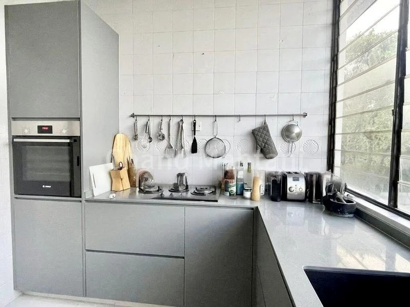 2 Bed Walk-up Apartment (Condo) for Rent in  Dynasty Garden Court 2 - Image 6