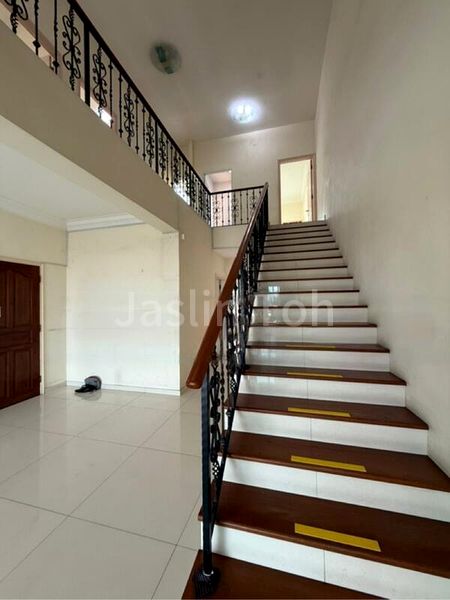 5 Bed Walk-up Apartment (Condo) for Sale in  Beng Tong Mansion - Image 12