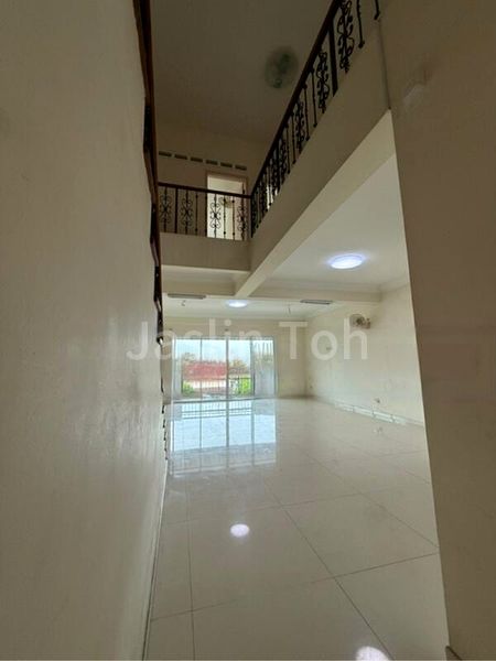 5 Bed Walk-up Apartment (Condo) for Sale in  Beng Tong Mansion - Image 11