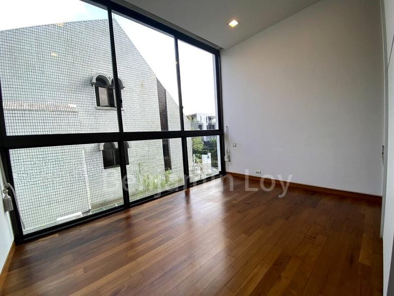 3 Bed Apartment (Condo) for Rent in  Kuie Pong Loft - Image 2