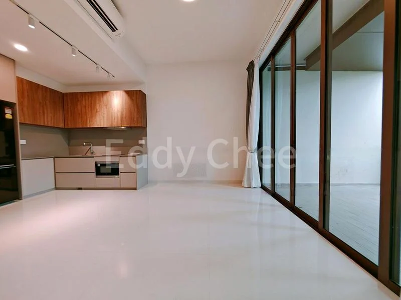 3 Bed Condo for Rent in  Holland Grove Road - Image 6
