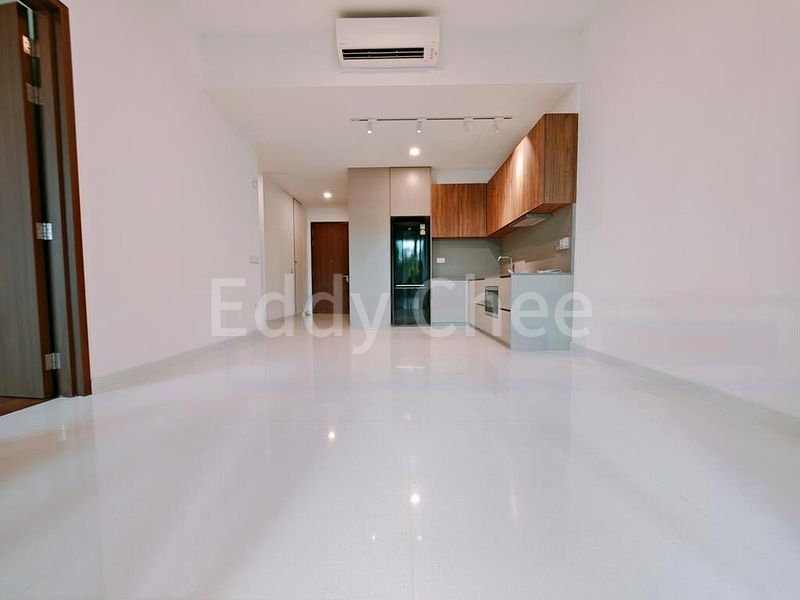3 Bed Condo for Rent in  Holland Grove Road - Image 7
