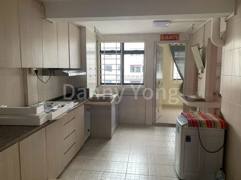 3 Room (3S) HDB for Rent in  163 Stirling Road - Image 2