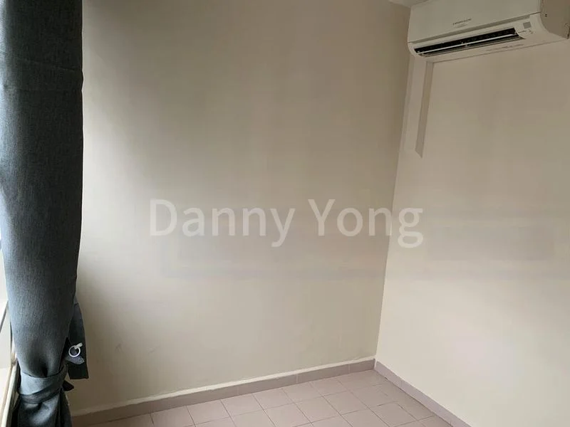 3 Room (3S) HDB for Rent in  163 Stirling Road - Image 4