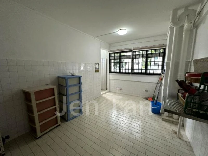 3 Room (3S) HDB for Rent in  111 Woodlands Street 13 - Image 6