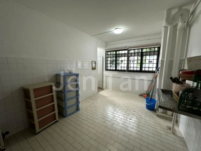 3 Room (3S) HDB for Rent in  111 Woodlands Street 13 - Image 2