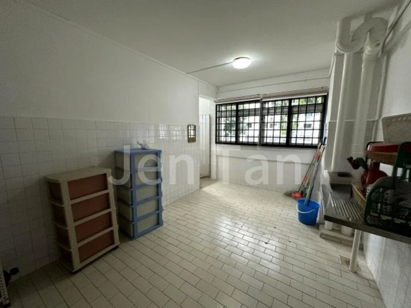 3 Room (3S) HDB for Rent in  111 Woodlands Street 13 - Image 11