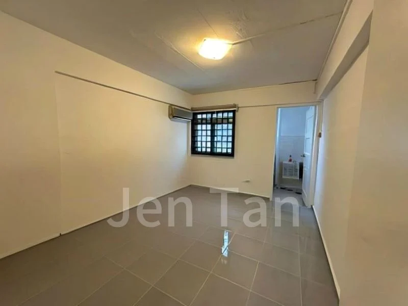 3 Room (3S) HDB for Rent in  111 Woodlands Street 13 - Image 5