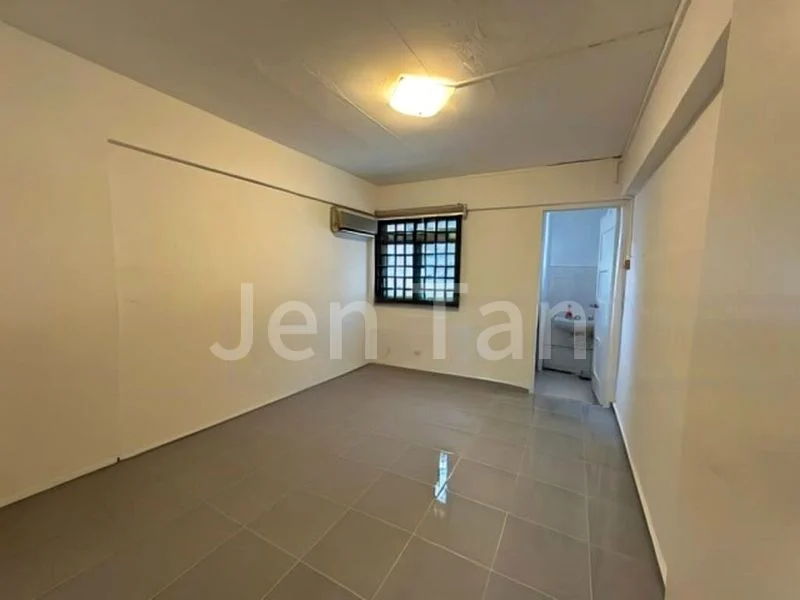 3 Room (3S) HDB for Rent in  111 Woodlands Street 13 - Image 1