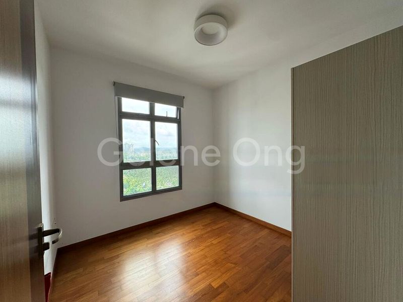 Premium HDB for Sale in  32 Margaret Drive - Image 4