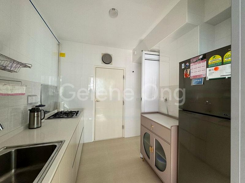 Premium HDB for Sale in  32 Margaret Drive - Image 6