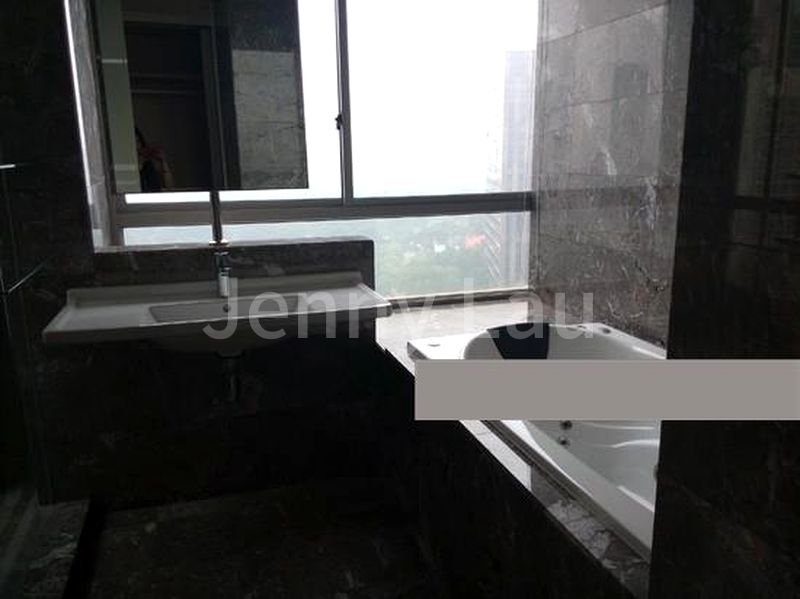 4+1 Bed Condo for Rent in Suites @ Cairnhill - Image 8