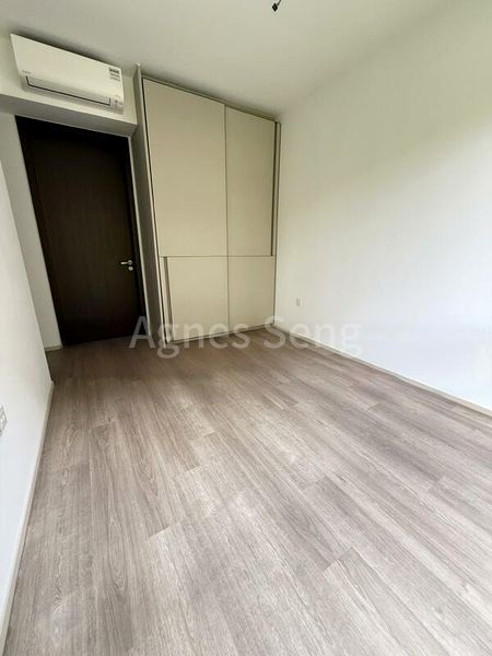 2 Bed Condo for Rent in  The Watergardens At Canberra - Image 8