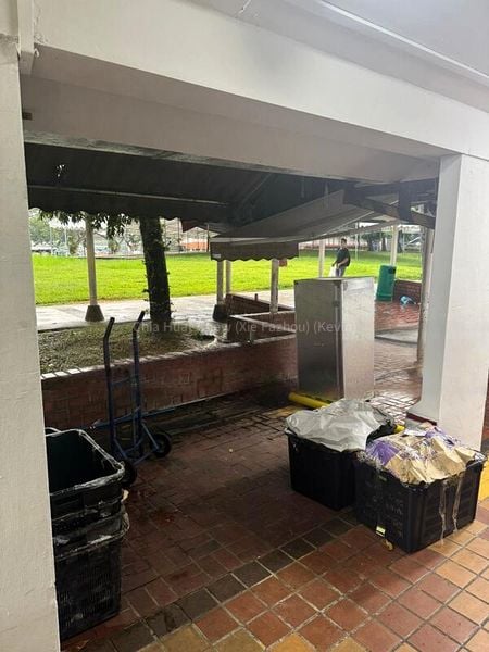 Shop / Shophouse for Rent: 304 Woodlands Street 31 - Image 1