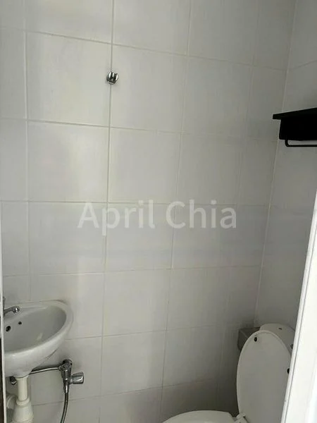 3 Bed Condo for Rent in  The Trizon - Image 1