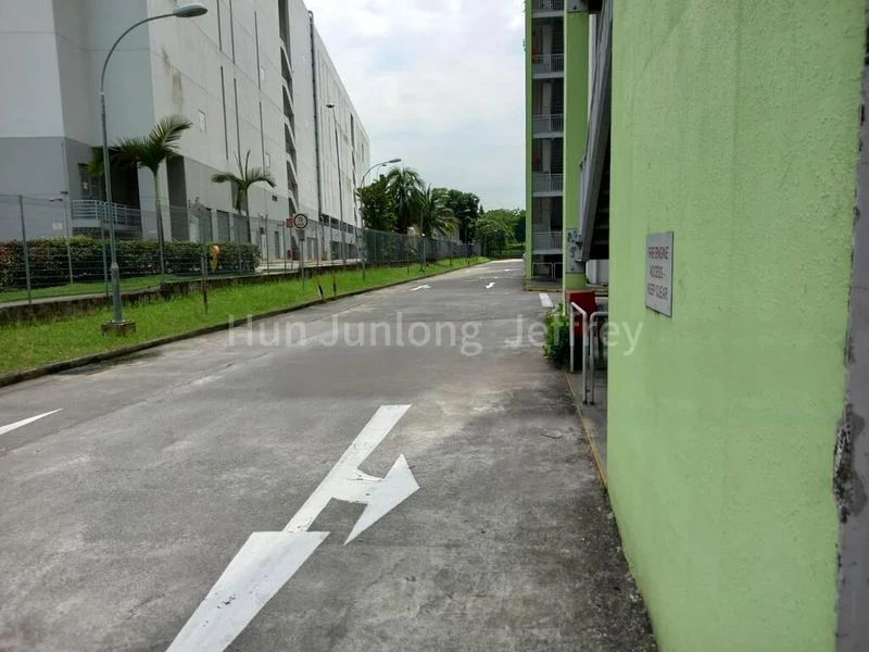 Light Industrial (B1) for Sale: North Spring Bizhub - Image 1